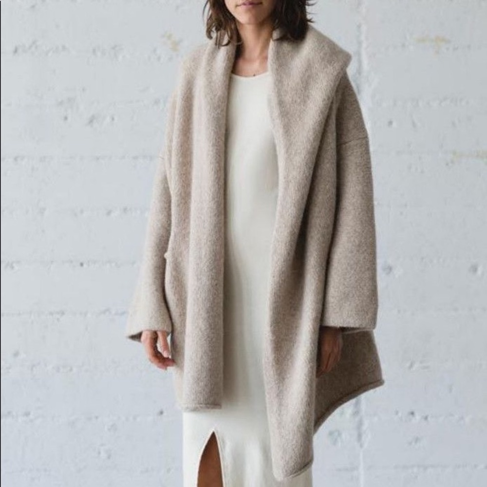 EUC LAUREN MANOOGIAN CAPOTE COAT SWEATER
